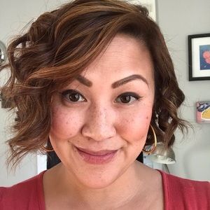 Meet your Posher, Jacqueline